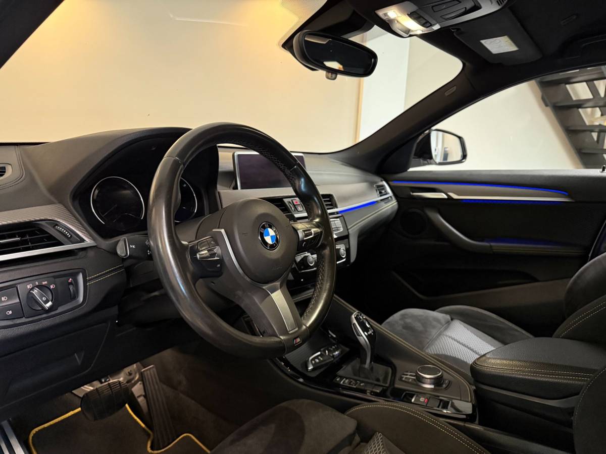 BMW X2 BMW X2 1.8i sDrive Lefhebber Edition *M-Pakket* Automaat|Alcantara|HUD|Sfeerverlichting|Memory|Keyless|Stoelverw.|Trekhaak|Navi