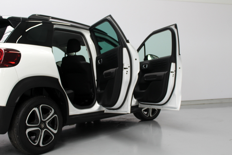 Citroën C3 Aircross Citroën C3 Aircross 1.2 PureTech S&S Feel 111PK, RIJKLAAR | CARPLAY | CLIMATE CONTROLE | CRUISE CONTROLE
