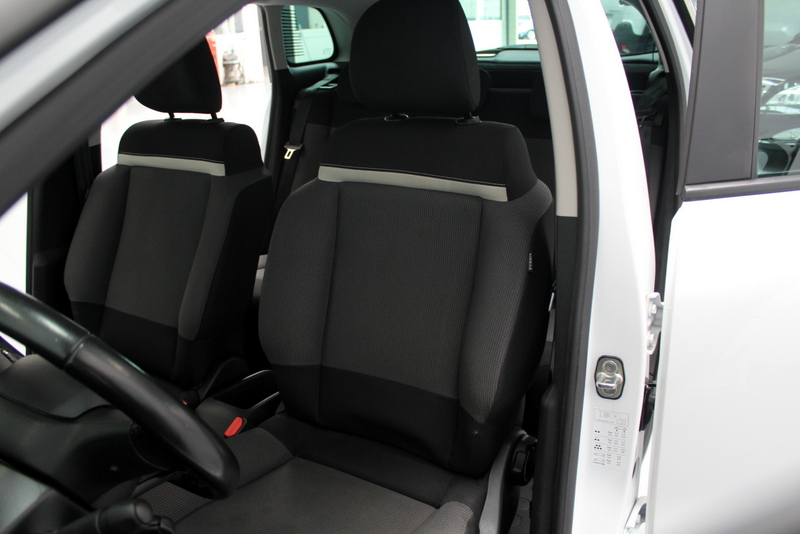 Citroën C3 Aircross Citroën C3 Aircross 1.2 PureTech S&S Feel 111PK, RIJKLAAR | CARPLAY | CLIMATE CONTROLE | CRUISE CONTROLE