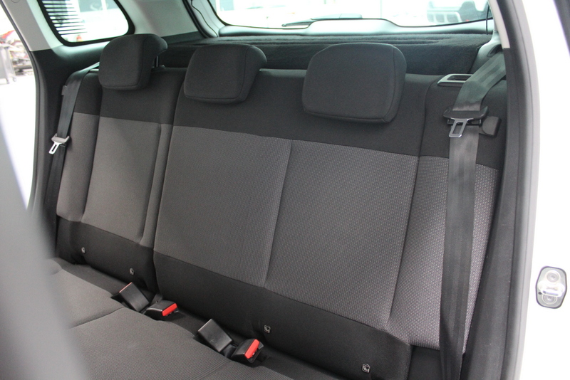 Citroën C3 Aircross Citroën C3 Aircross 1.2 PureTech S&S Feel 111PK, RIJKLAAR | CARPLAY | CLIMATE CONTROLE | CRUISE CONTROLE