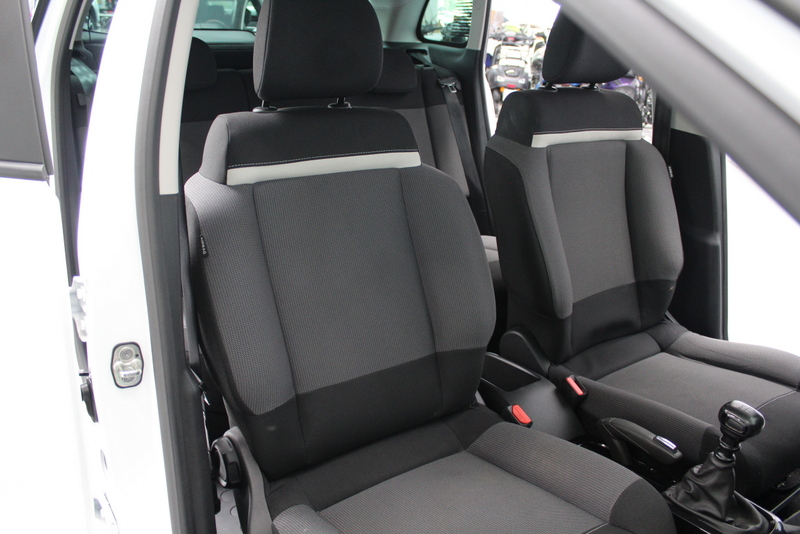 Citroën C3 Aircross Citroën C3 Aircross 1.2 PureTech S&S Feel 111PK, RIJKLAAR | CARPLAY | CLIMATE CONTROLE | CRUISE CONTROLE