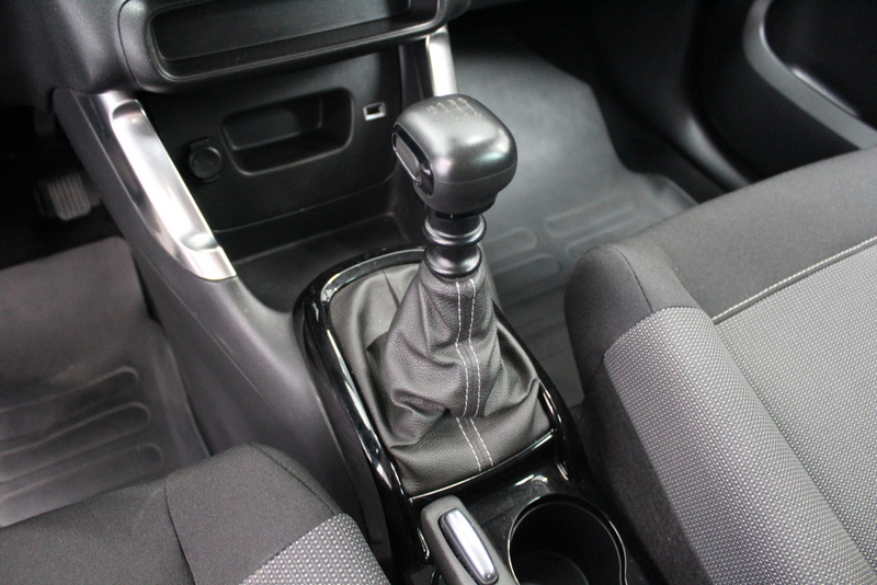 Citroën C3 Aircross Citroën C3 Aircross 1.2 PureTech S&S Feel 111PK, RIJKLAAR | CARPLAY | CLIMATE CONTROLE | CRUISE CONTROLE