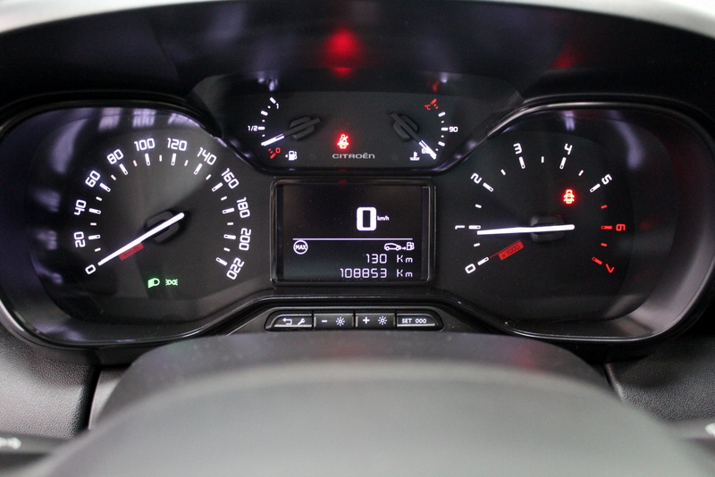 Citroën C3 Aircross Citroën C3 Aircross 1.2 PureTech S&S Feel 111PK, RIJKLAAR | CARPLAY | CLIMATE CONTROLE | CRUISE CONTROLE