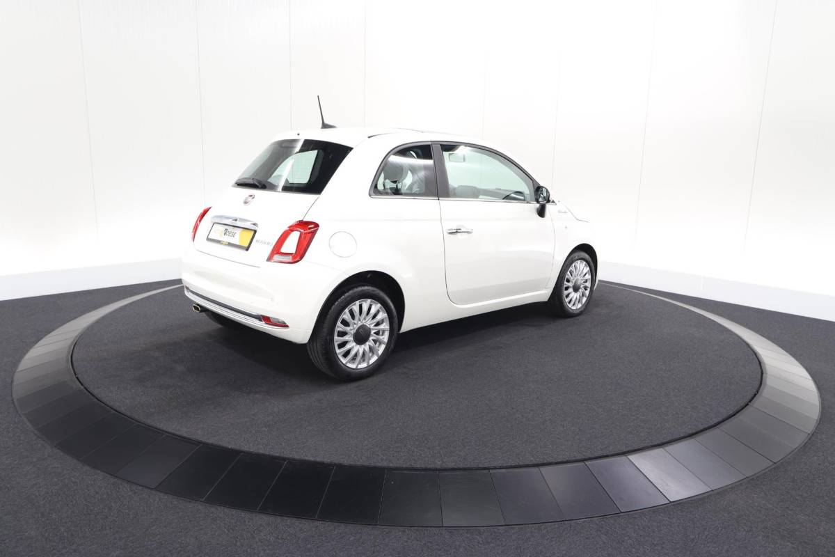 Fiat 500 Fiat 500 1.0 Hybrid Dolcevita | Panoramadak | Climate Control | Apple Carplay | Parkeersensoren