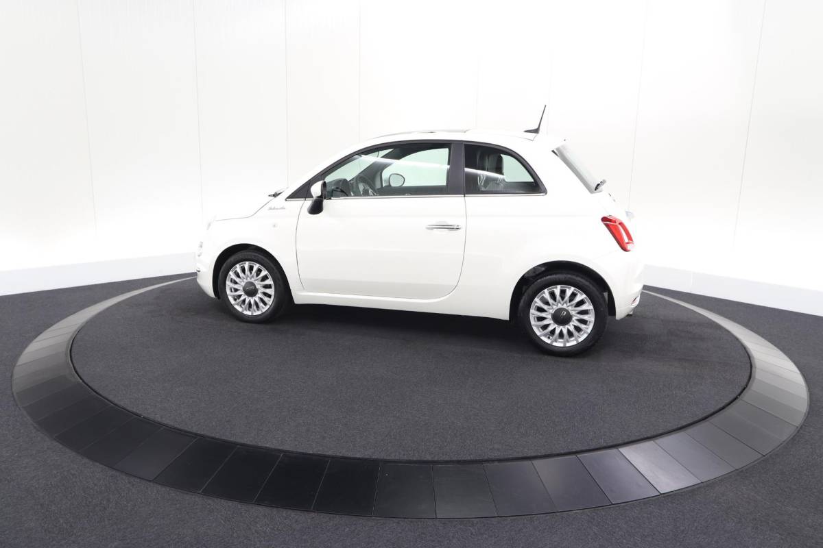 Fiat 500 Fiat 500 1.0 Hybrid Dolcevita | Panoramadak | Climate Control | Apple Carplay | Parkeersensoren