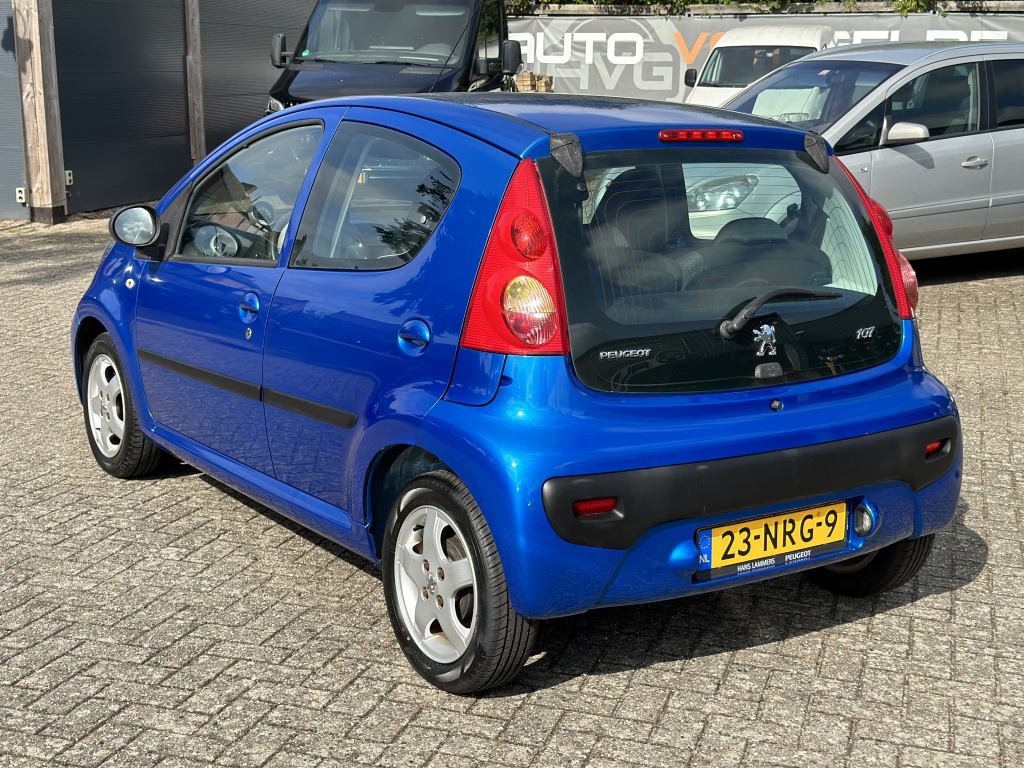 Peugeot 107 Peugeot 107 1.0-12V XS AUTOMAAT*UNIEKE KM.STAND MET NAP*AIRCO*5DRS