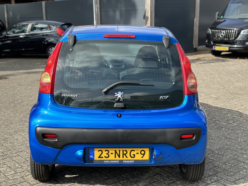 Peugeot 107 Peugeot 107 1.0-12V XS AUTOMAAT*UNIEKE KM.STAND MET NAP*AIRCO*5DRS