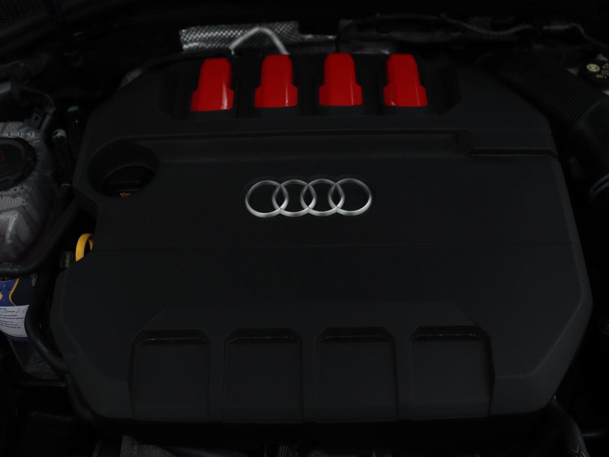 Audi S3 Audi S3 2.0 TFSI S3 quattro | Adaptive cruise | B&O |  Bang & Olufsen | Matrix LED | Leder/Alcantara | Park Assist | Stoelverwarming | Virtual Cockpit | Carplay | Navigatie | Sportstoelen | Climate control