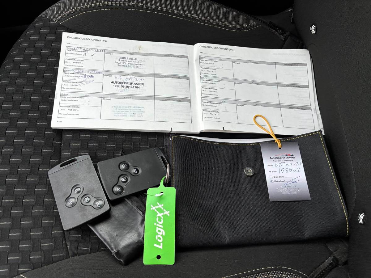 Renault Captur Renault Captur 1.2 TCe Intens | Automaat | Navi + Clima + Cruise nu € 11.975,-!!
