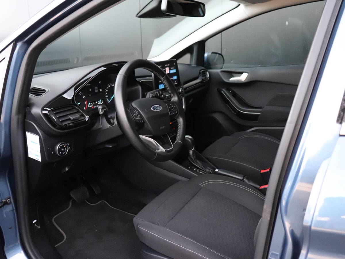 Ford Fiesta Ford Fiesta 1.0 EcoBoost Hybrid Titanium | AUT. | TREKHAAK | STOEL/STUURVERW. | PDC | APPLE CARPLAY |