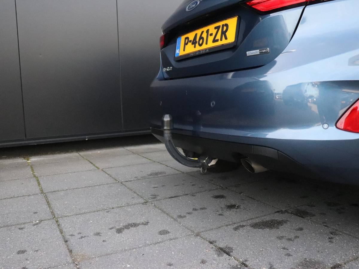 Ford Fiesta Ford Fiesta 1.0 EcoBoost Hybrid Titanium | AUT. | TREKHAAK | STOEL/STUURVERW. | PDC | APPLE CARPLAY |