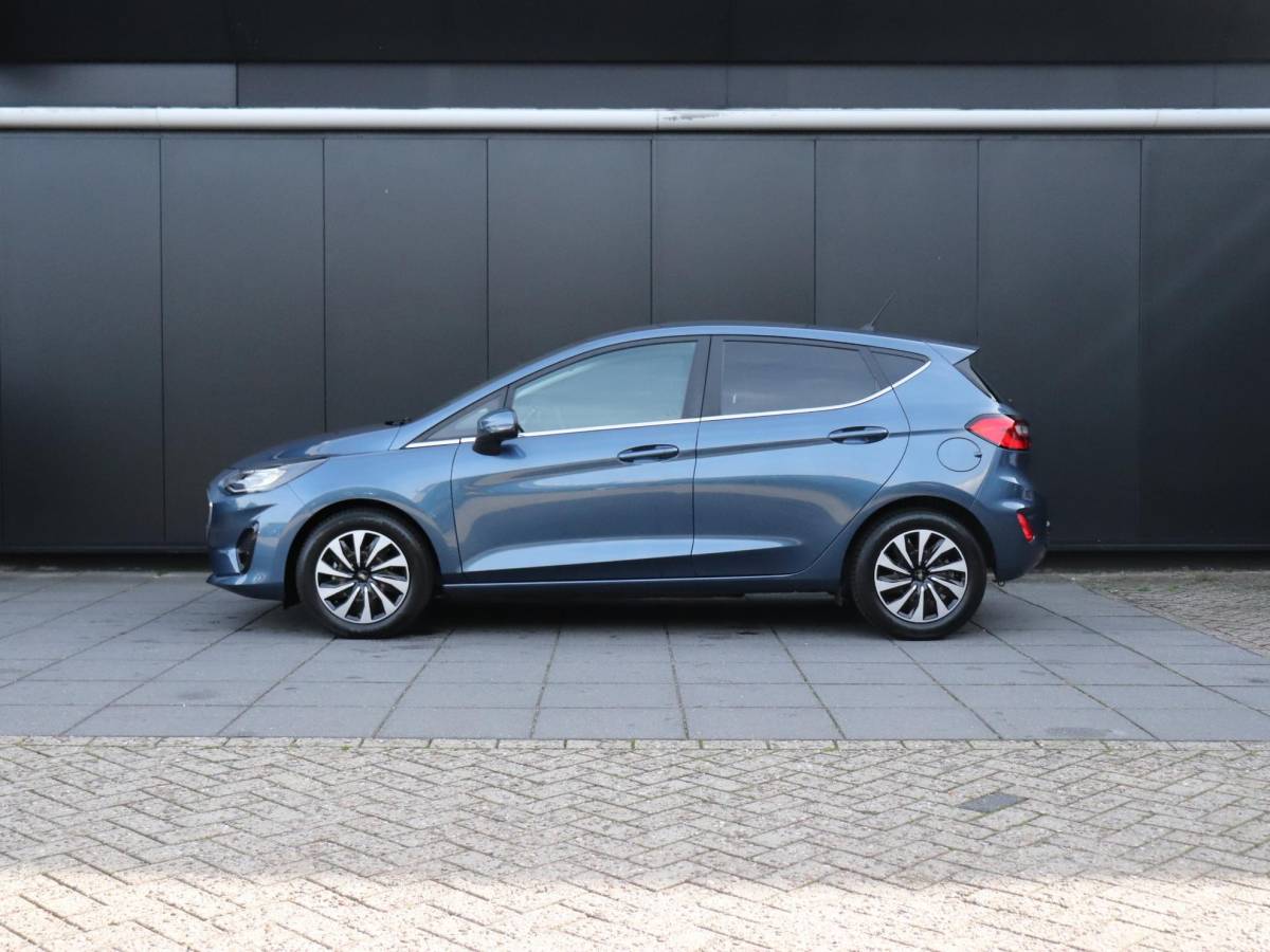 Ford Fiesta Ford Fiesta 1.0 EcoBoost Hybrid Titanium | AUT. | TREKHAAK | STOEL/STUURVERW. | PDC | APPLE CARPLAY |