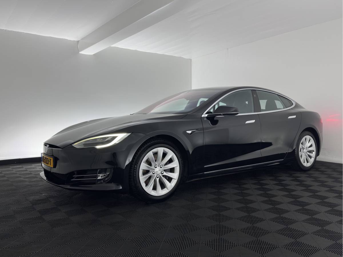 Tesla Model S Tesla Model S 75D Base AWD [ 3-Fase-17kW ] {SoH-89%} Aut. *PANO | LEATHER-FABRIC | AIRSUSPENION | FULL-LED | NAVI-FULLMAP | KEYLESS | HEATED-SPORTSEATS | DIGI-COCKPIT | AUTO-PILOT | CAMERA | 19″ALU*