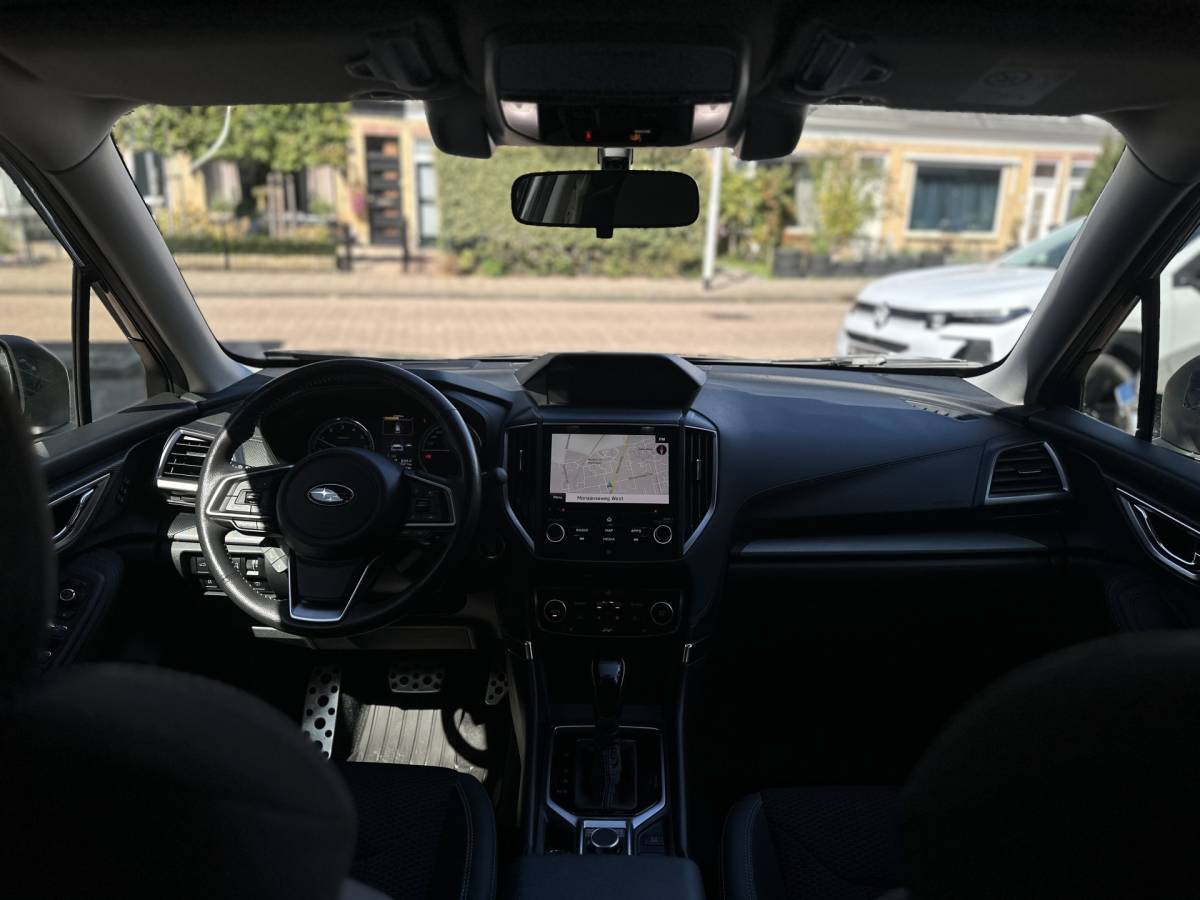 Subaru Forester Subaru Forester 2.0i e-BOXER Comfort Automaat/Trekhaak/Parkeerhulp/Navi/Camera