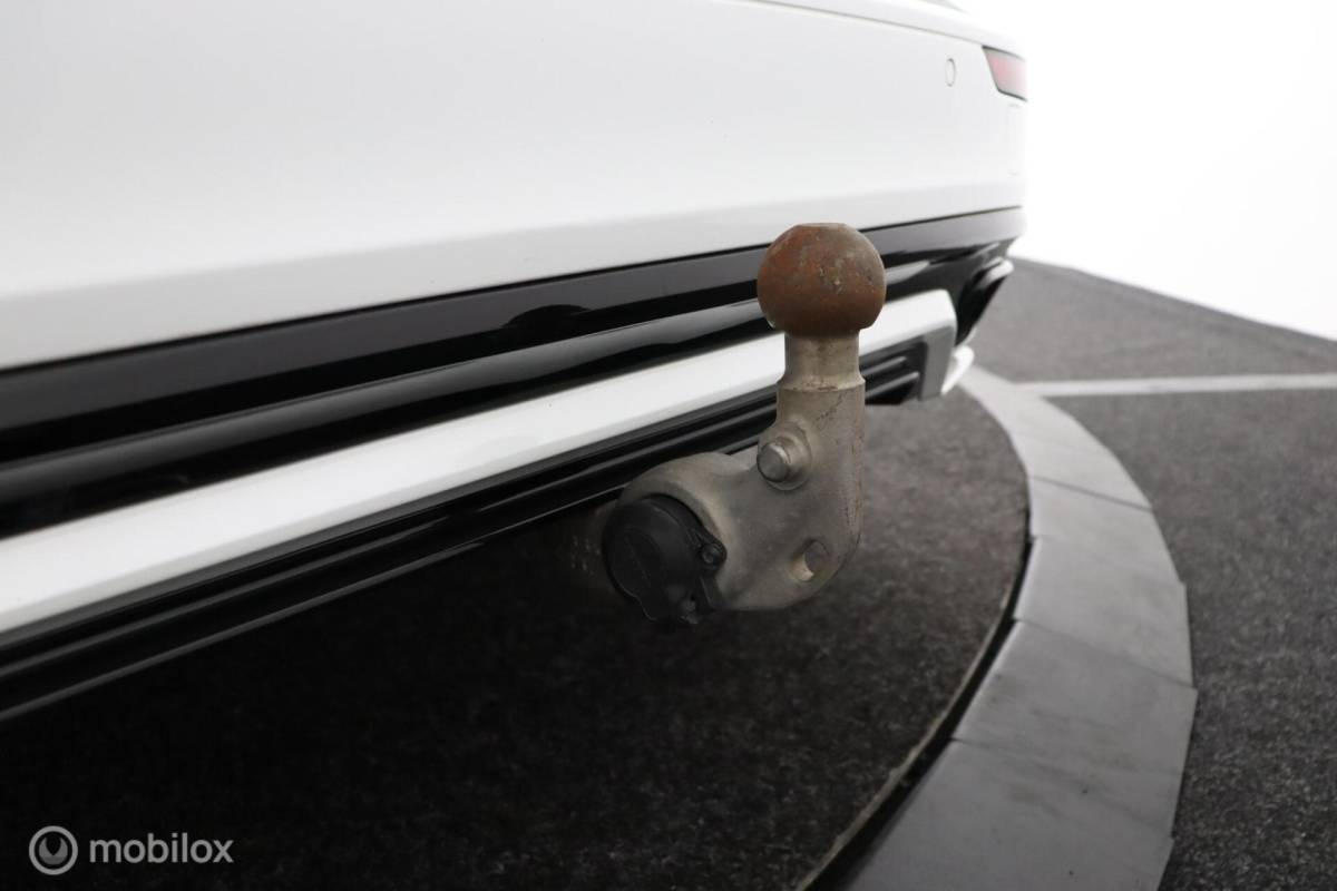 Volvo V60 Volvo V60 2.0 T8 Twin Engine AWD Polestar Engineered | 20″ Velgen | Adaptive Cruise | Pilot Assist | Camera | Harman Kardon | Stoel & Stuurwielverwarming