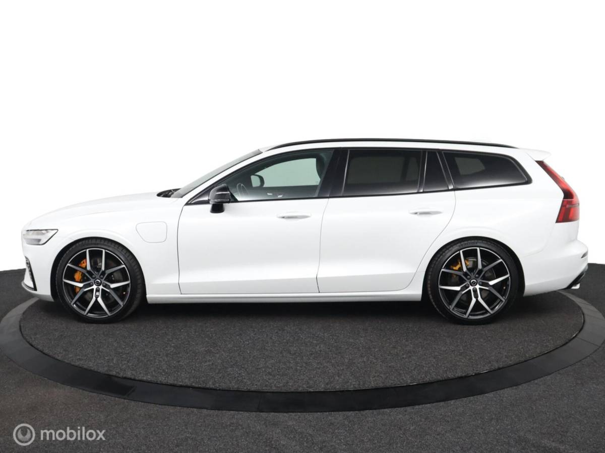 Volvo V60 Volvo V60 2.0 T8 Twin Engine AWD Polestar Engineered | 20″ Velgen | Adaptive Cruise | Pilot Assist | Camera | Harman Kardon | Stoel & Stuurwielverwarming