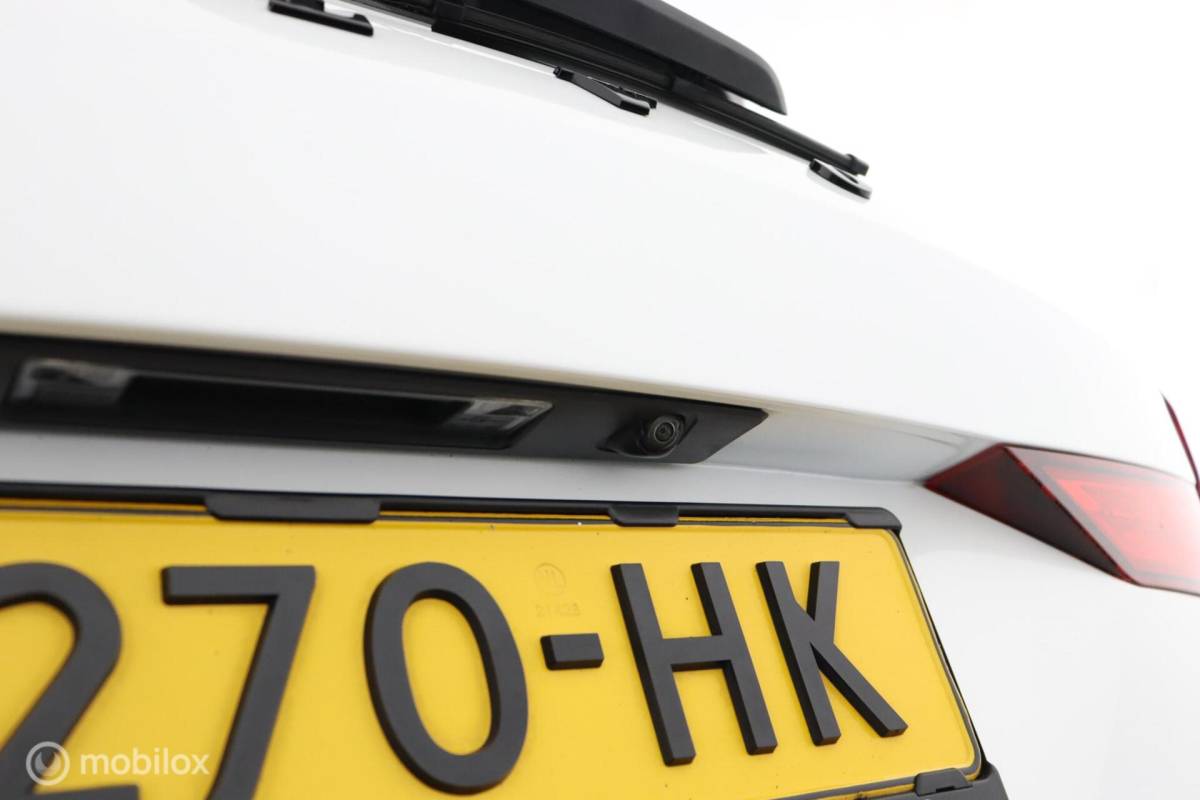 Volvo V60 Volvo V60 2.0 T8 Twin Engine AWD Polestar Engineered | 20″ Velgen | Adaptive Cruise | Pilot Assist | Camera | Harman Kardon | Stoel & Stuurwielverwarming