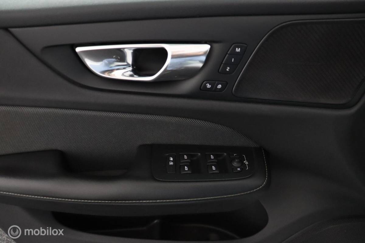 Volvo V60 Volvo V60 2.0 T8 Twin Engine AWD Polestar Engineered | 20″ Velgen | Adaptive Cruise | Pilot Assist | Camera | Harman Kardon | Stoel & Stuurwielverwarming