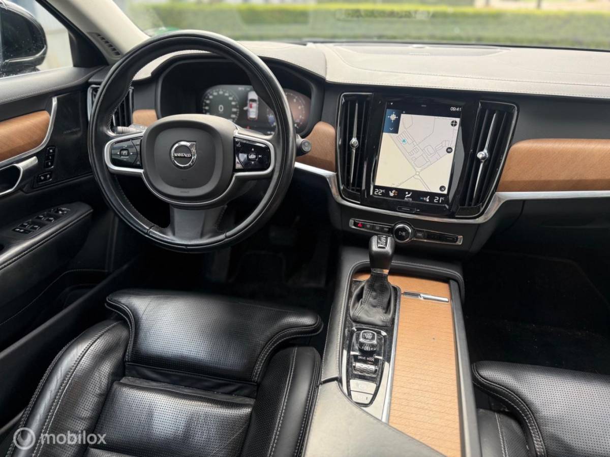 Volvo V90 Volvo V90 2.0 T4 Inscription | Massage | Panoramadak | BLISS | Adaptive Cruise | Camera | Head Up | Trekhaak | Keyless | Harman Kardon | Geventileerde Stoelen