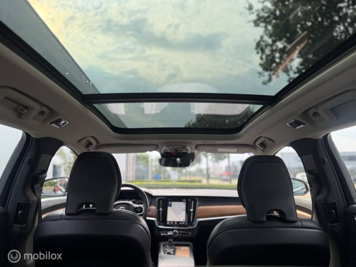Volvo V90 Volvo V90 2.0 T4 Inscription | Massage | Panoramadak | BLISS | Adaptive Cruise | Camera | Head Up | Trekhaak | Keyless | Harman Kardon | Geventileerde Stoelen