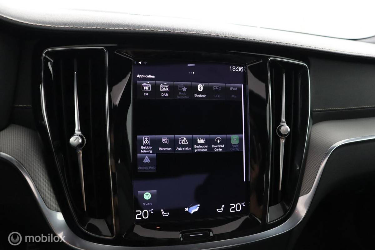 Volvo S60 Volvo S60 2.0 Recharge T6 AWD R-Design | Panoramadak | 360 Camera | BLISS | Adaptive Cruise| SOH 100% | Verwarmbaar stuurwiel & Voorstoelen | 19″ Velgen