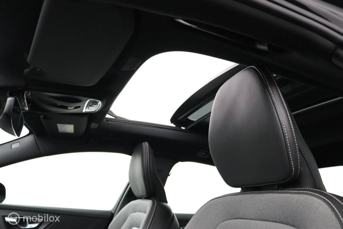 Volvo S60 Volvo S60 2.0 Recharge T6 AWD R-Design | Panoramadak | 360 Camera | BLISS | Adaptive Cruise| SOH 100% | Verwarmbaar stuurwiel & Voorstoelen | 19″ Velgen