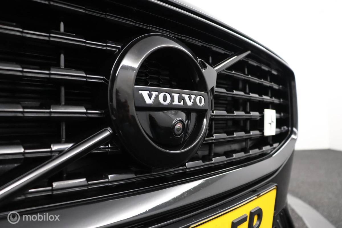 Volvo S60 Volvo S60 2.0 Recharge T6 AWD R-Design | Panoramadak | 360 Camera | BLISS | Adaptive Cruise| SOH 100% | Verwarmbaar stuurwiel & Voorstoelen | 19″ Velgen