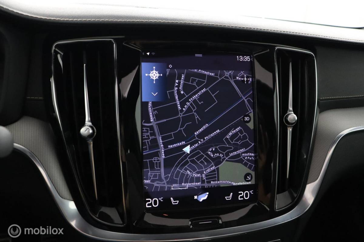 Volvo S60 Volvo S60 2.0 Recharge T6 AWD R-Design | Panoramadak | 360 Camera | BLISS | Adaptive Cruise| SOH 100% | Verwarmbaar stuurwiel & Voorstoelen | 19″ Velgen