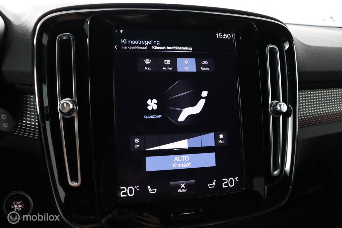 Volvo XC40 Volvo XC40 1.5 T2 R-Design | Adaptive Cruise | Camera | Harman Kardon | Verwarmbaar stuurwiel & Voorstoelen | Privacy Glass