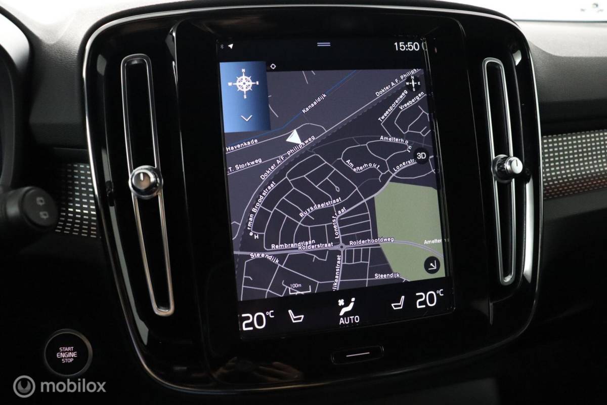 Volvo XC40 Volvo XC40 1.5 T2 R-Design | Adaptive Cruise | Camera | Harman Kardon | Verwarmbaar stuurwiel & Voorstoelen | Privacy Glass