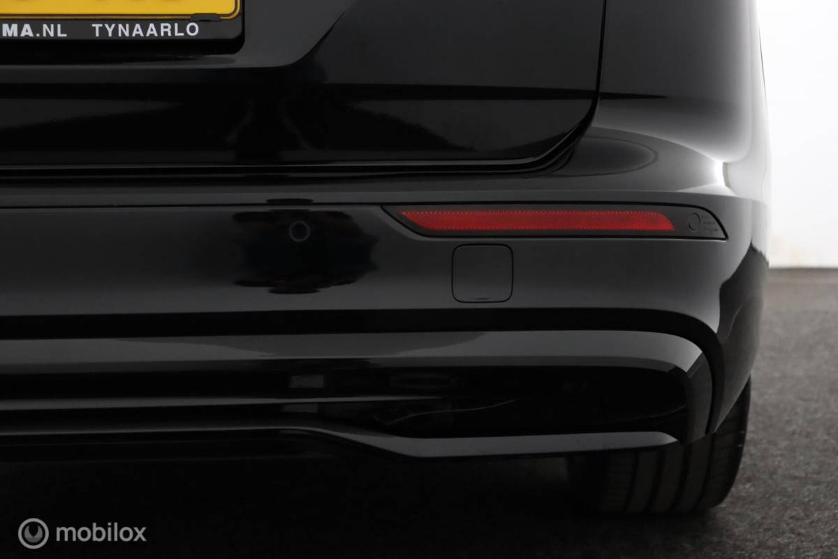 Volvo V60 Volvo V60 2.0 B4 Plus Dark | Adaptive Cruise | BLISS | 360 Camera | Verwarmbare voorstoelen stuurwiel & Voorruit | Privacy Glass | Contour stoelen