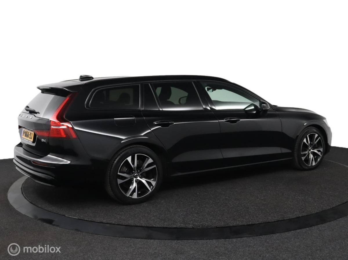 Volvo V60 Volvo V60 2.0 B4 Plus Dark | Adaptive Cruise | BLISS | 360 Camera | Verwarmbare voorstoelen stuurwiel & Voorruit | Privacy Glass | Contour stoelen
