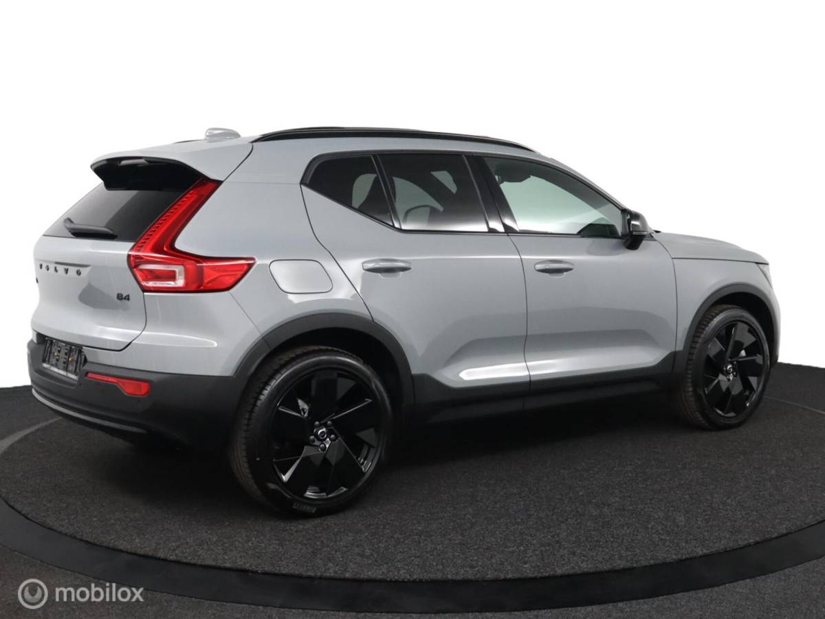 Volvo XC40 Volvo XC40 2.0 B4 Plus Black Edition |Lounge Pakket | Panoramadak | BLISS | Adaptive Cruise | Pilot Assist