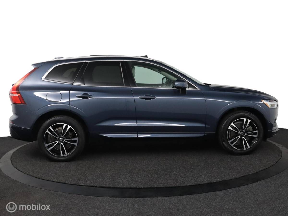 Volvo XC60 Volvo XC60 2.0 T6 AWD Momentum | Keyless | BLISS | Verwarmbare stoelen & Stuurwiel | Harman Kardon | Camera
