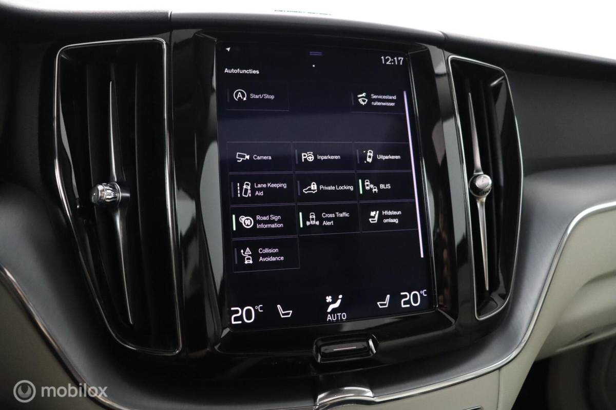 Volvo XC60 Volvo XC60 2.0 T6 AWD Momentum | Keyless | BLISS | Verwarmbare stoelen & Stuurwiel | Harman Kardon | Camera