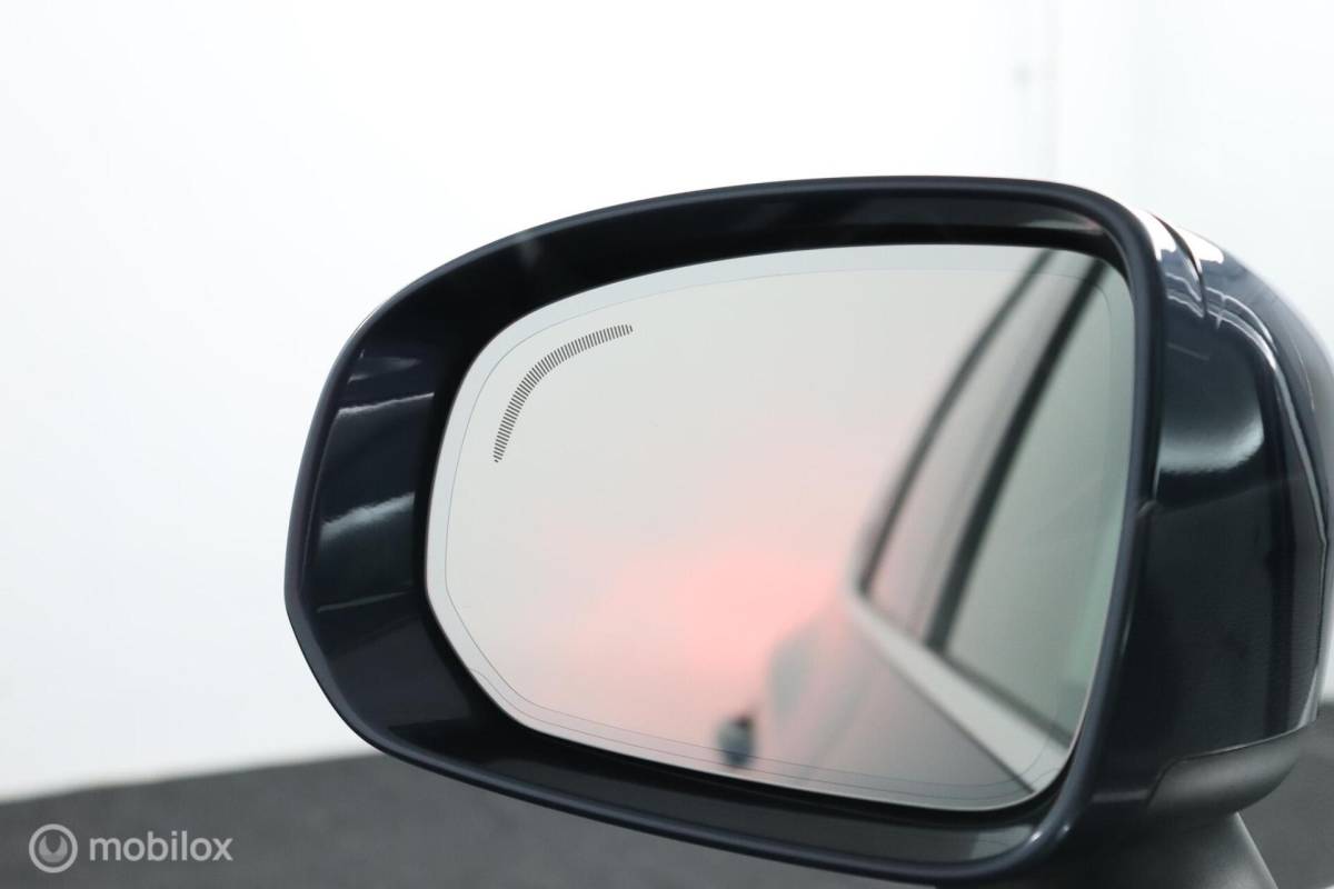 Volvo XC60 Volvo XC60 2.0 T6 AWD Momentum | Keyless | BLISS | Verwarmbare stoelen & Stuurwiel | Harman Kardon | Camera
