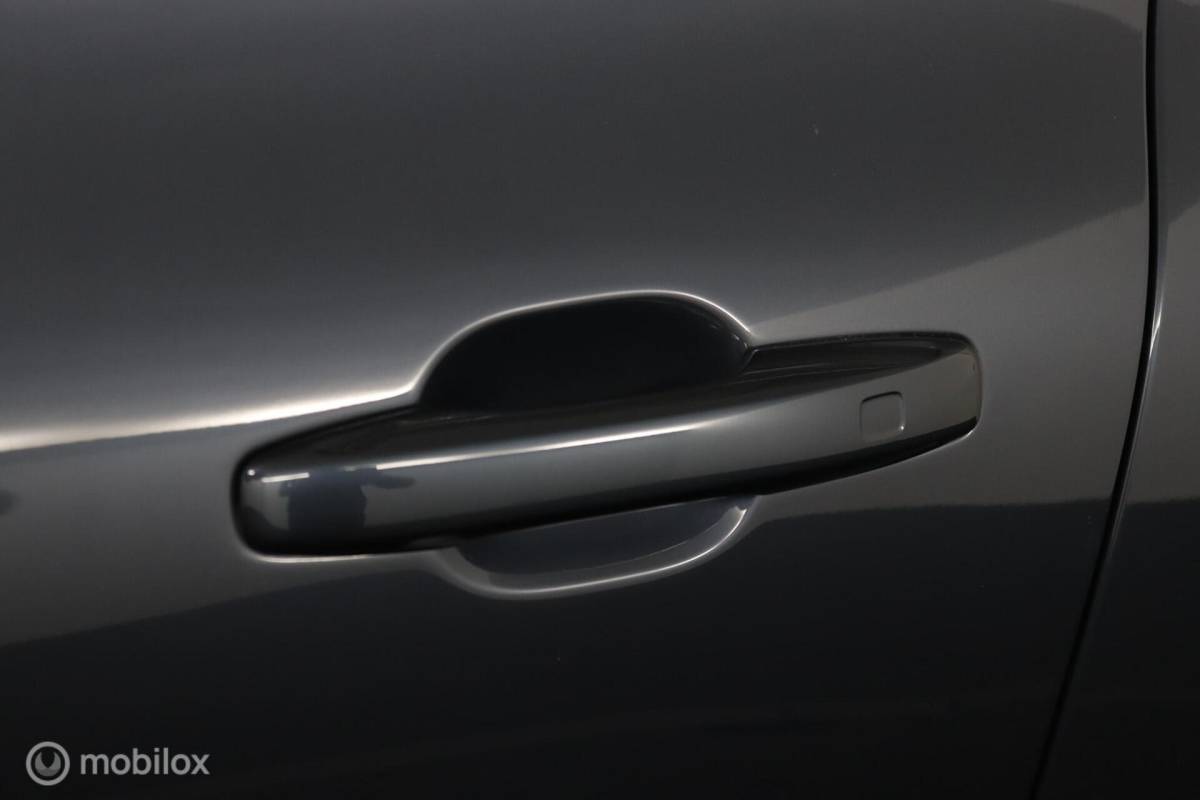 Volvo XC60 Volvo XC60 2.0 T6 AWD Momentum | Keyless | BLISS | Verwarmbare stoelen & Stuurwiel | Harman Kardon | Camera