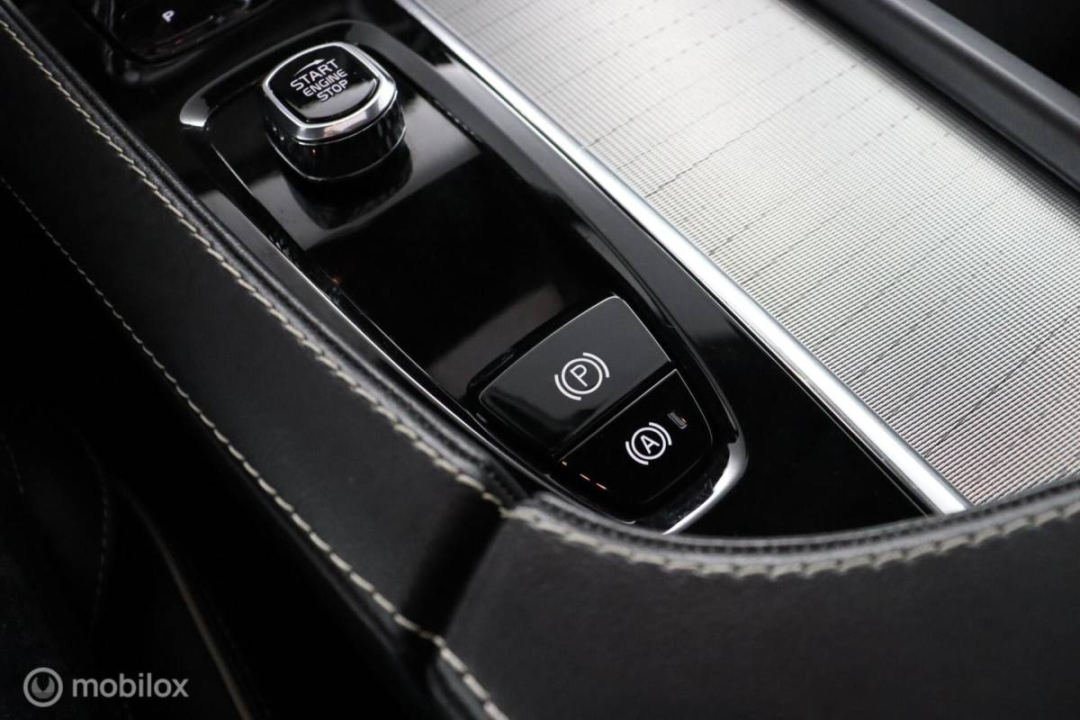 Volvo XC90 Volvo XC90 2.0 T8 Recharge AWD Plus Dark | Long Range | Luchtvering | SOH 94,94% | BLISS | Stoel & Stuurwielverwarming | 360 Camera | Harman Kardon | Panoramadak