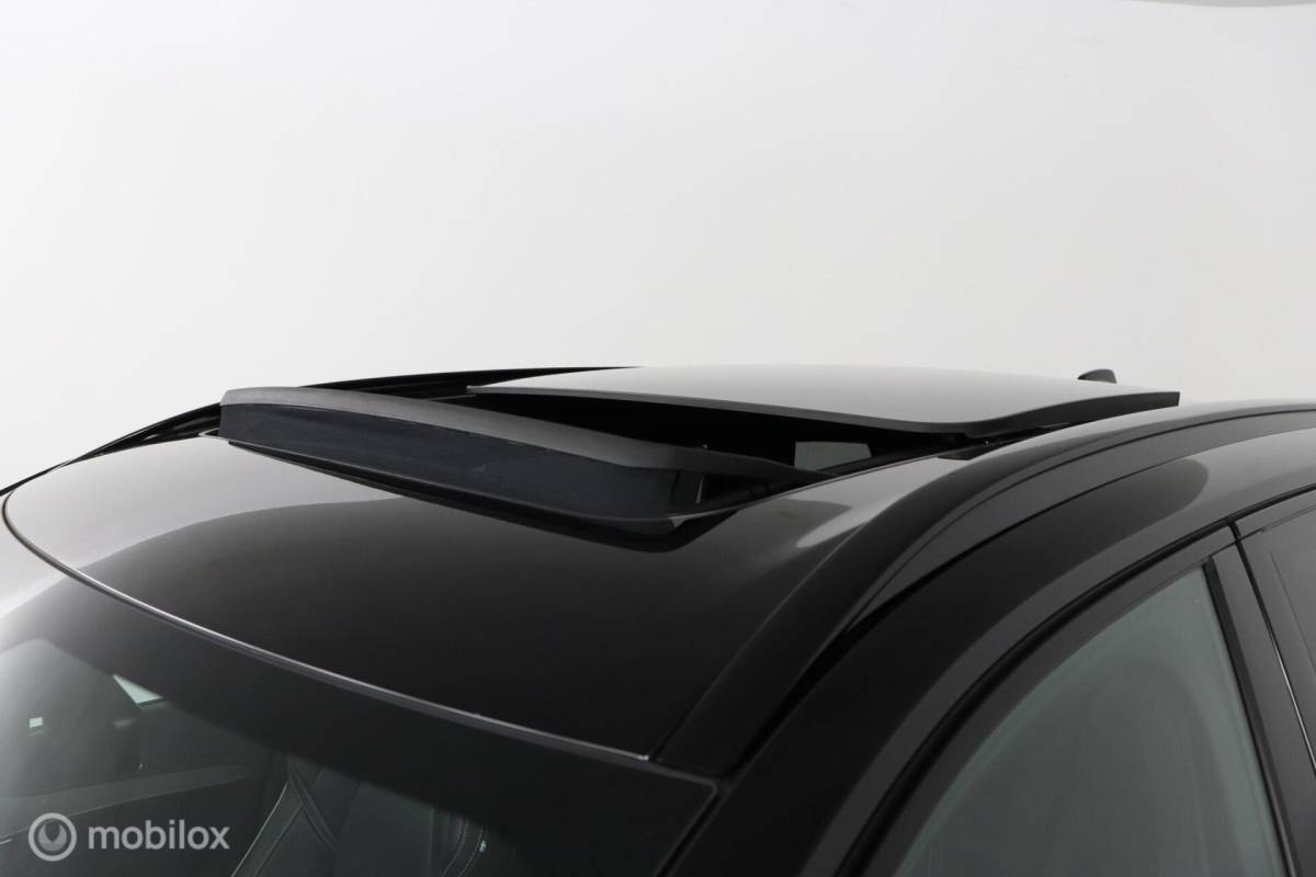 Volvo XC90 Volvo XC90 2.0 T8 Recharge AWD Plus Dark | Long Range | Luchtvering | SOH 94,94% | BLISS | Stoel & Stuurwielverwarming | 360 Camera | Harman Kardon | Panoramadak