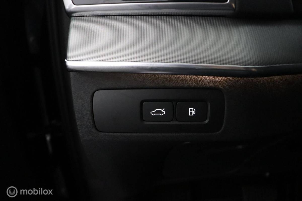 Volvo XC90 Volvo XC90 2.0 T8 Recharge AWD Plus Dark | Long Range | Luchtvering | SOH 94,94% | BLISS | Stoel & Stuurwielverwarming | 360 Camera | Harman Kardon | Panoramadak