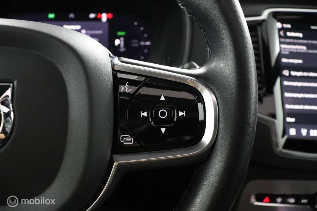 Volvo XC90 Volvo XC90 2.0 T8 Recharge AWD Plus Dark | Long Range | Luchtvering | SOH 94,94% | BLISS | Stoel & Stuurwielverwarming | 360 Camera | Harman Kardon | Panoramadak