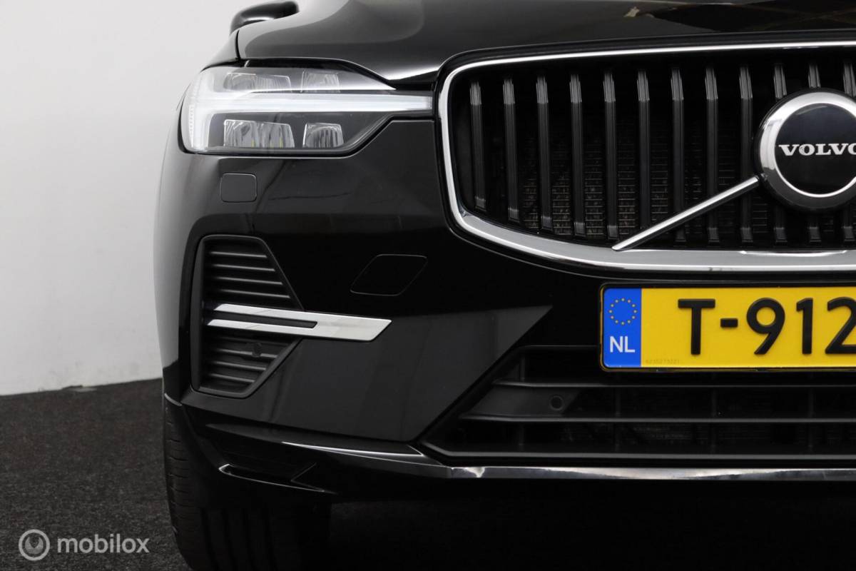 Volvo XC60 Volvo XC60 2.0 B5 Momentum Business | Adaptive Cruise | Trekhaak | Verwarmbare voorstoelen & Stuurwiel | Camera | Elektrische Stoelen | DAB | Google