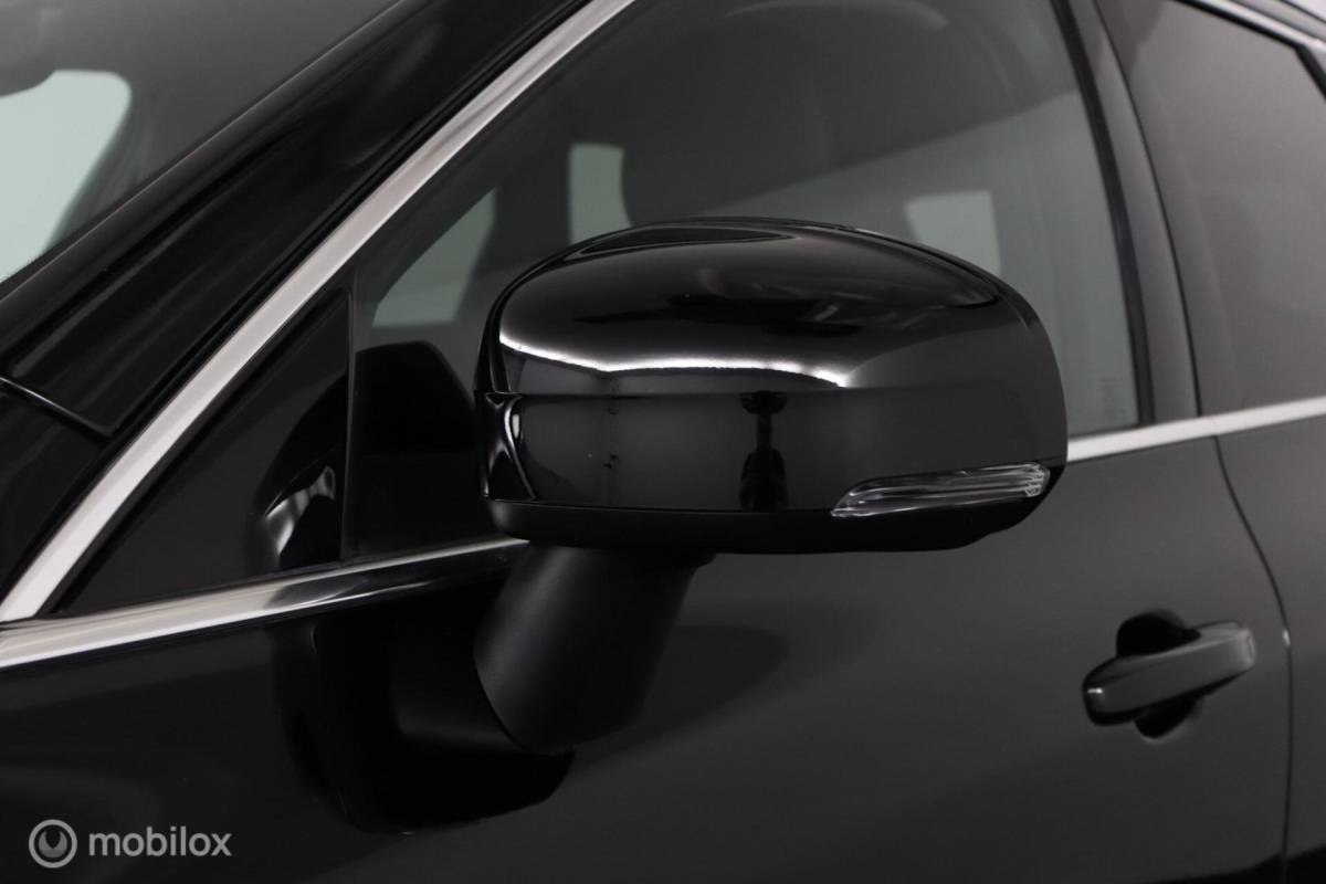 Volvo XC60 Volvo XC60 2.0 B5 Momentum Business | Adaptive Cruise | Trekhaak | Verwarmbare voorstoelen & Stuurwiel | Camera | Elektrische Stoelen | DAB | Google