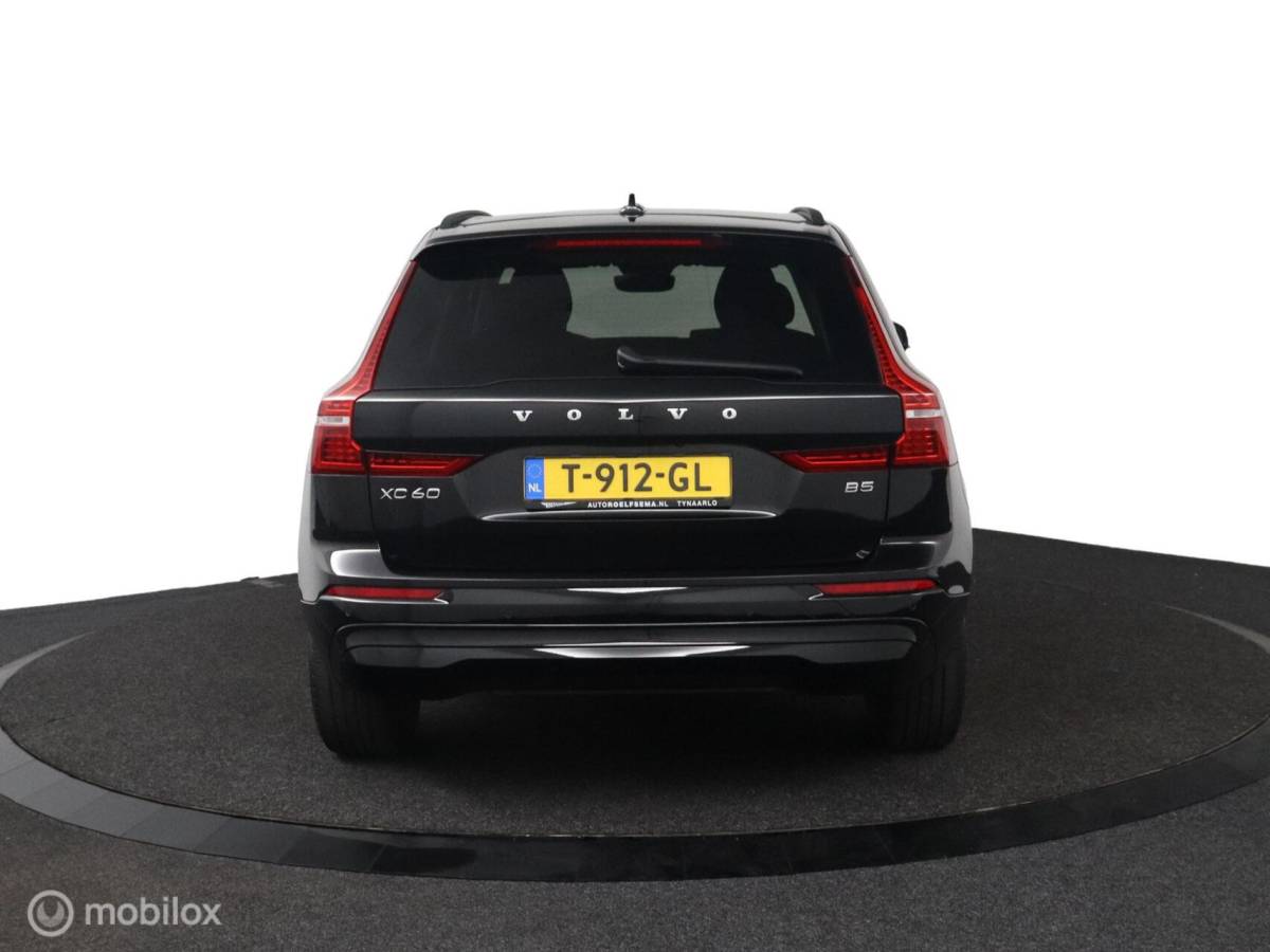 Volvo XC60 Volvo XC60 2.0 B5 Momentum Business | Adaptive Cruise | Trekhaak | Verwarmbare voorstoelen & Stuurwiel | Camera | Elektrische Stoelen | DAB | Google