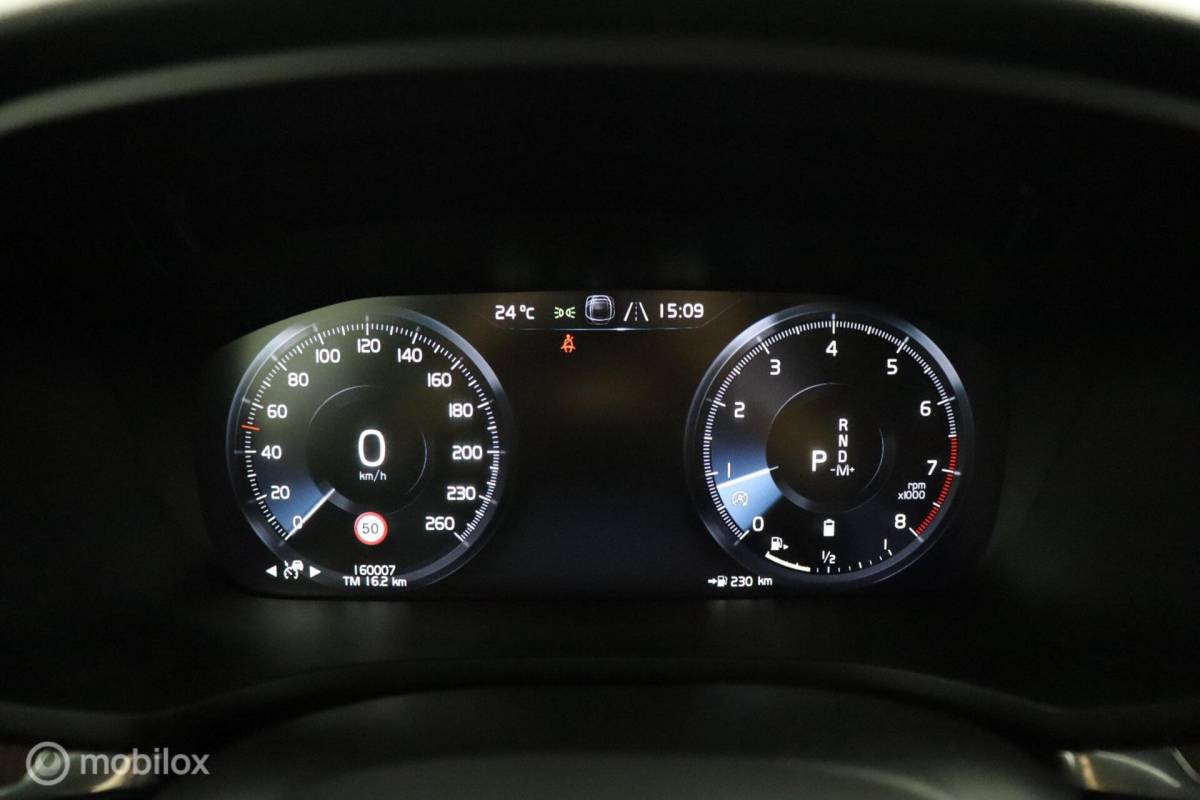 Volvo V60 Volvo V60 2.0 B3 Inscription | Adaptive Cruise | BLISS | Verwarmbare voorstoelen & Stuurwiel | 360 Camera | Standkachel