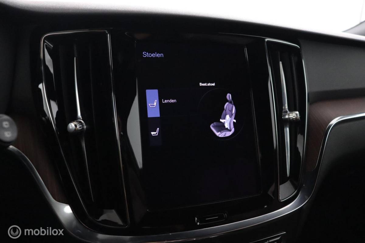 Volvo V60 Volvo V60 2.0 B3 Inscription | Adaptive Cruise | BLISS | Verwarmbare voorstoelen & Stuurwiel | 360 Camera | Standkachel