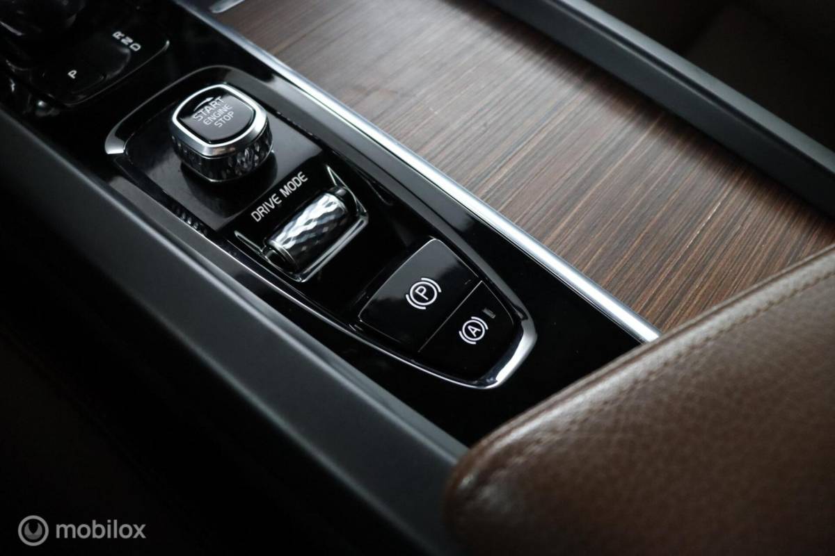 Volvo V60 Volvo V60 2.0 B3 Inscription | Adaptive Cruise | BLISS | Verwarmbare voorstoelen & Stuurwiel | 360 Camera | Standkachel