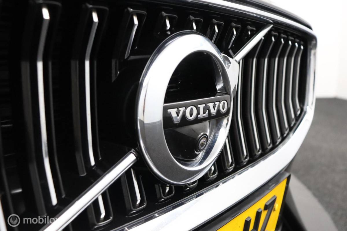 Volvo V60 Volvo V60 2.0 B3 Inscription | Adaptive Cruise | BLISS | Verwarmbare voorstoelen & Stuurwiel | 360 Camera | Standkachel
