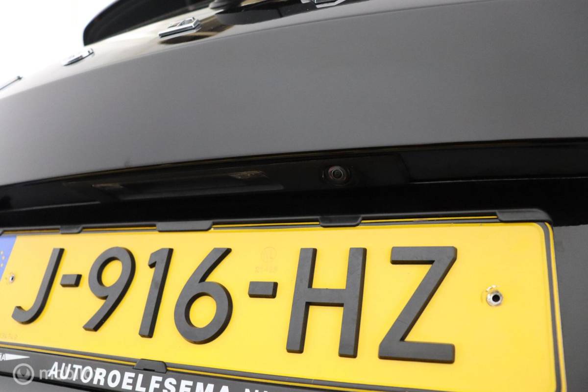 Volvo V60 Volvo V60 2.0 B3 Inscription | Adaptive Cruise | BLISS | Verwarmbare voorstoelen & Stuurwiel | 360 Camera | Standkachel