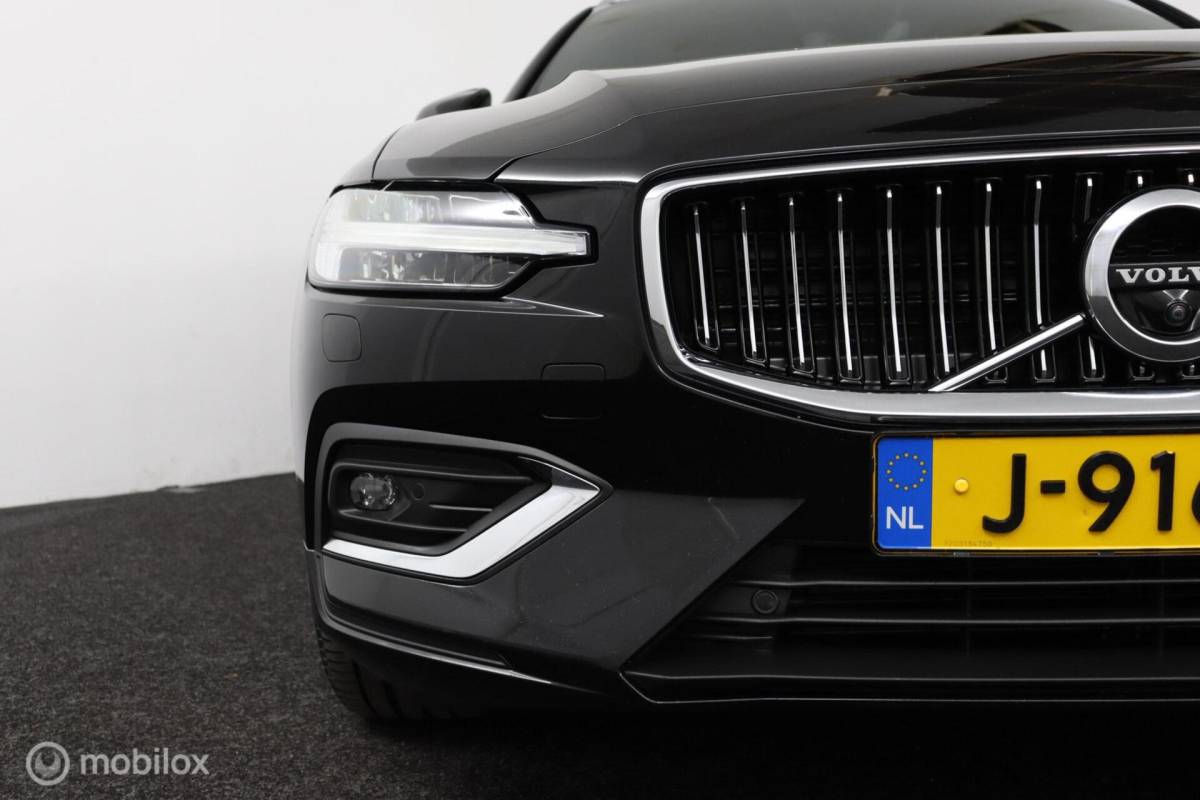 Volvo V60 Volvo V60 2.0 B3 Inscription | Adaptive Cruise | BLISS | Verwarmbare voorstoelen & Stuurwiel | 360 Camera | Standkachel